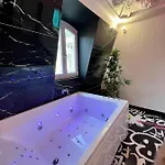 Apartment Capsule Art Deco - Jacuzzi - Netflix - Cinema - Arcade De Jeux & Nintendo Switch - 2 - Filet Suspendu